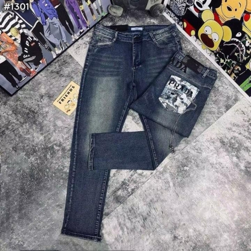 #프라다 24fw 플라워 레이스 클래식 워싱 데님 팬츠