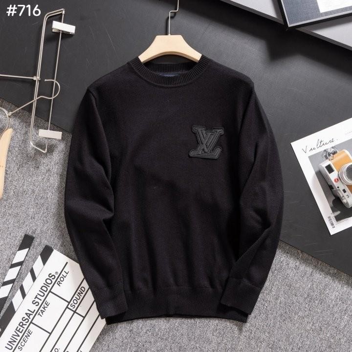 #루이비통 24FW  와펜 로고 라운드 니트