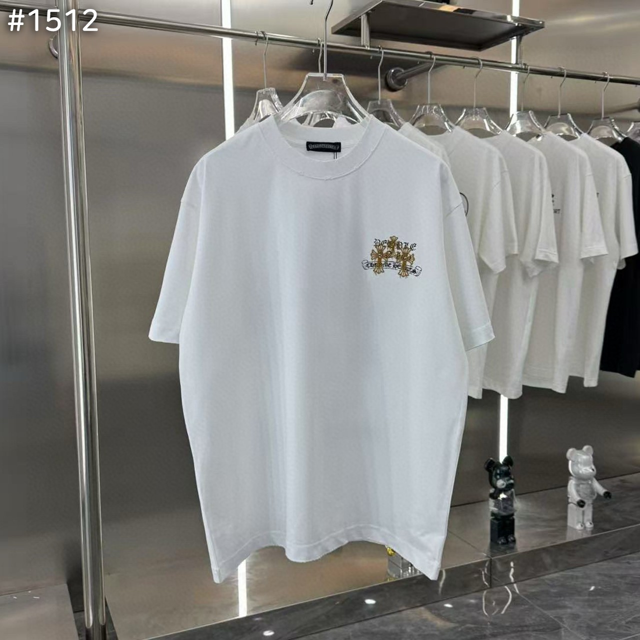 엠브로이더드 그래픽 티셔츠