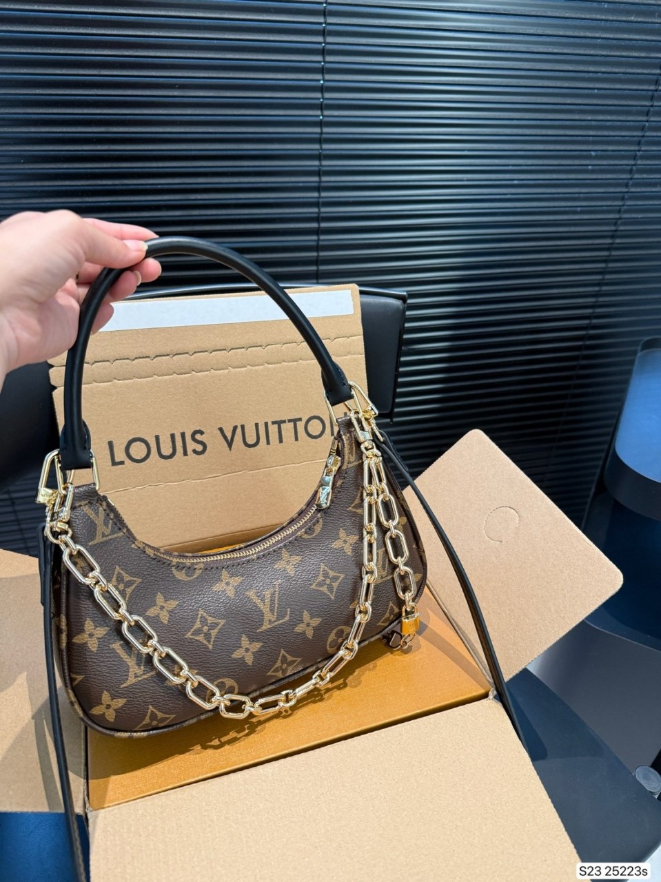 루이비통 캐치pm