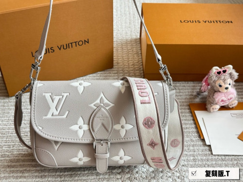 루이비통  고급 다이앤