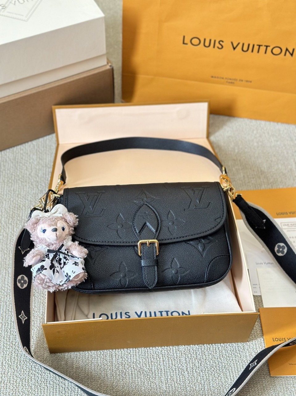 루이비통  고급 다이앤