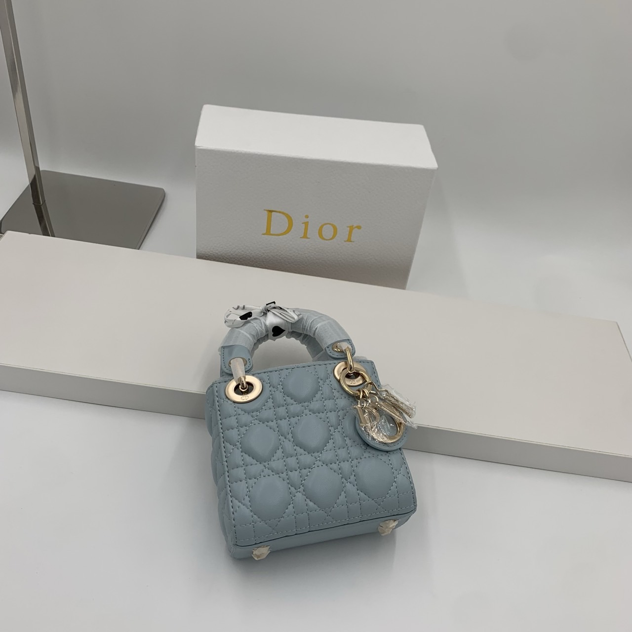 #디올  레이디 미니