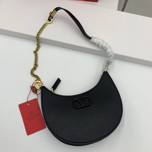 #발렌티노 V 숄더