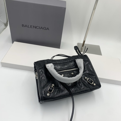 #발렌시아가  르 시티백