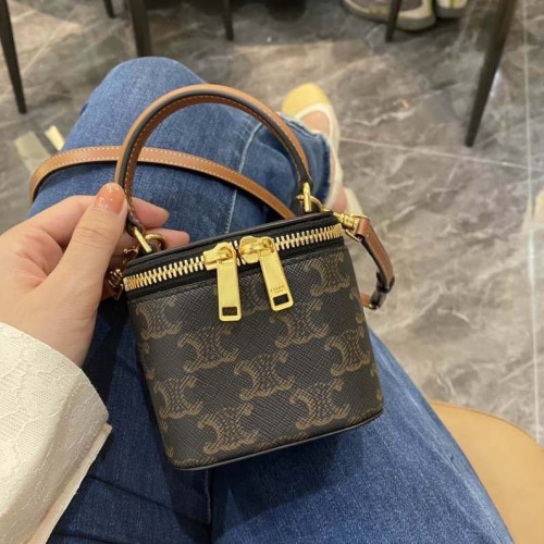 #셀린느 [ C*LINE ] 수입 미니 배니티 케이스 - 트리오페 & 카프스킨 입고💢 #가방