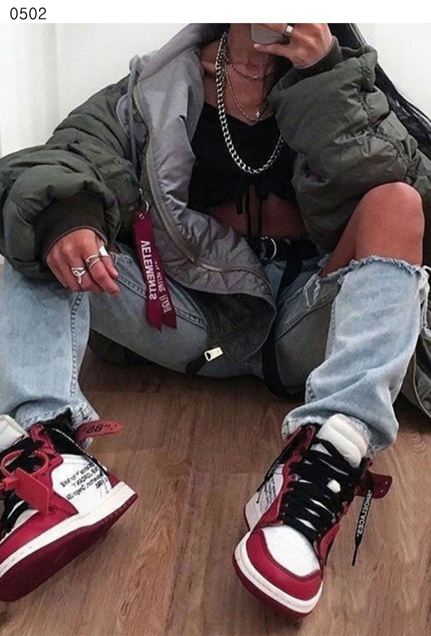 #나이키 [Nike] 오프화이트 X 나이키 조던 1 레트로 시카고 세일💢💢💢 #태그 #신발 #0502