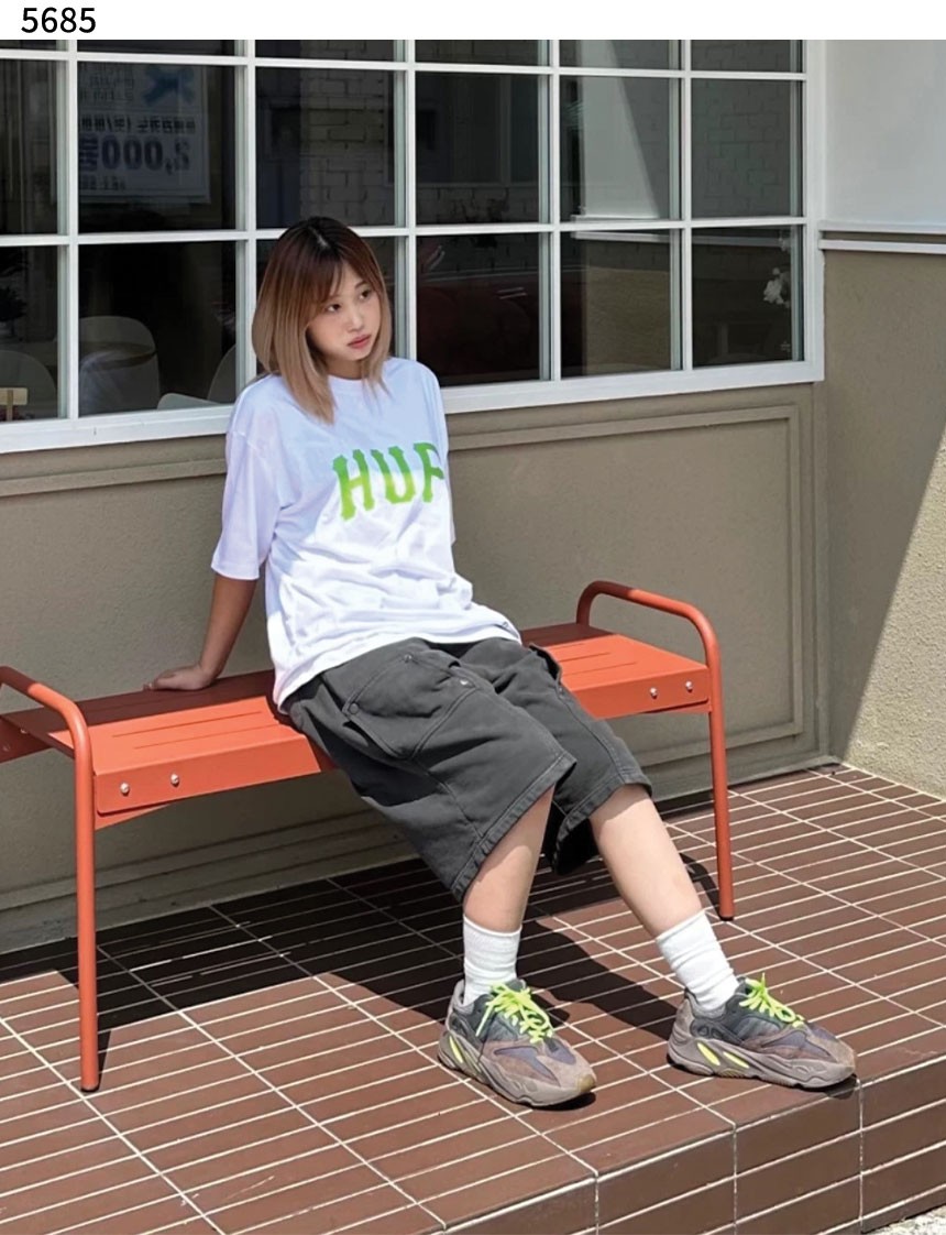 #아디다스 [ADIDAS] 수입프리미엄급 이지부스트 700 모브 세일💢💢💢 #태그 #신발 #5685