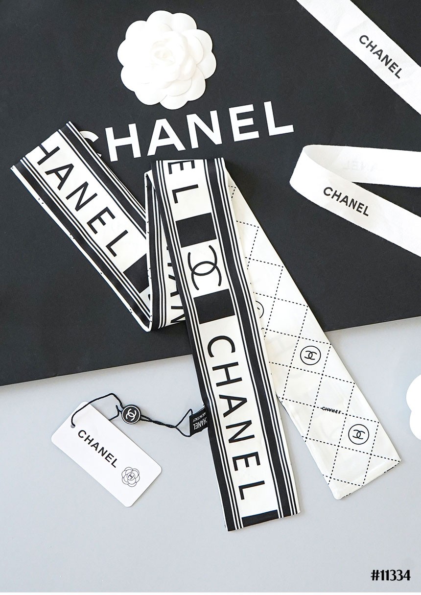🔆 [CHANEL] 샤넬 블랙화이트 리버서블 방도 스카프🔆