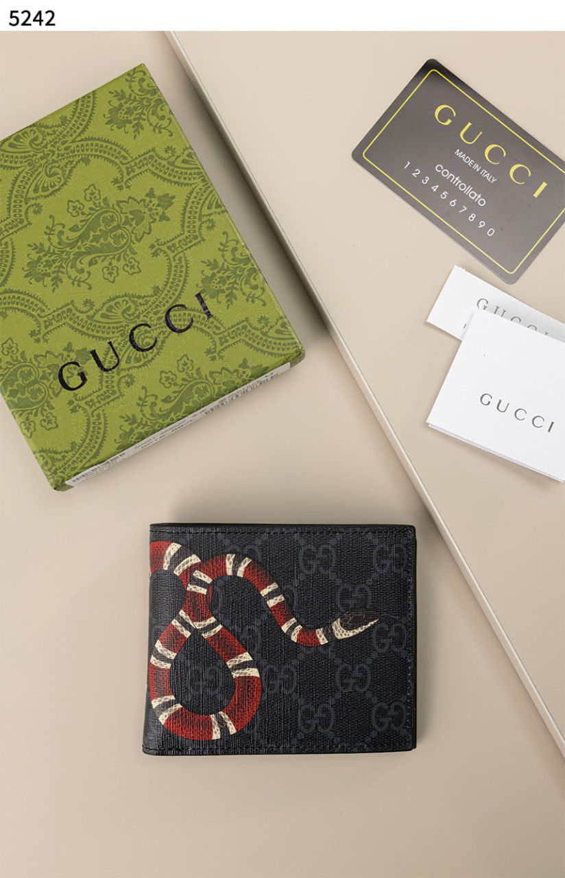 #구찌 [GUCCI] 수입프리미엄급 베스트리에 킹스네이크 프린트 지갑 신상 입고💢 #태그 #지갑 #5242