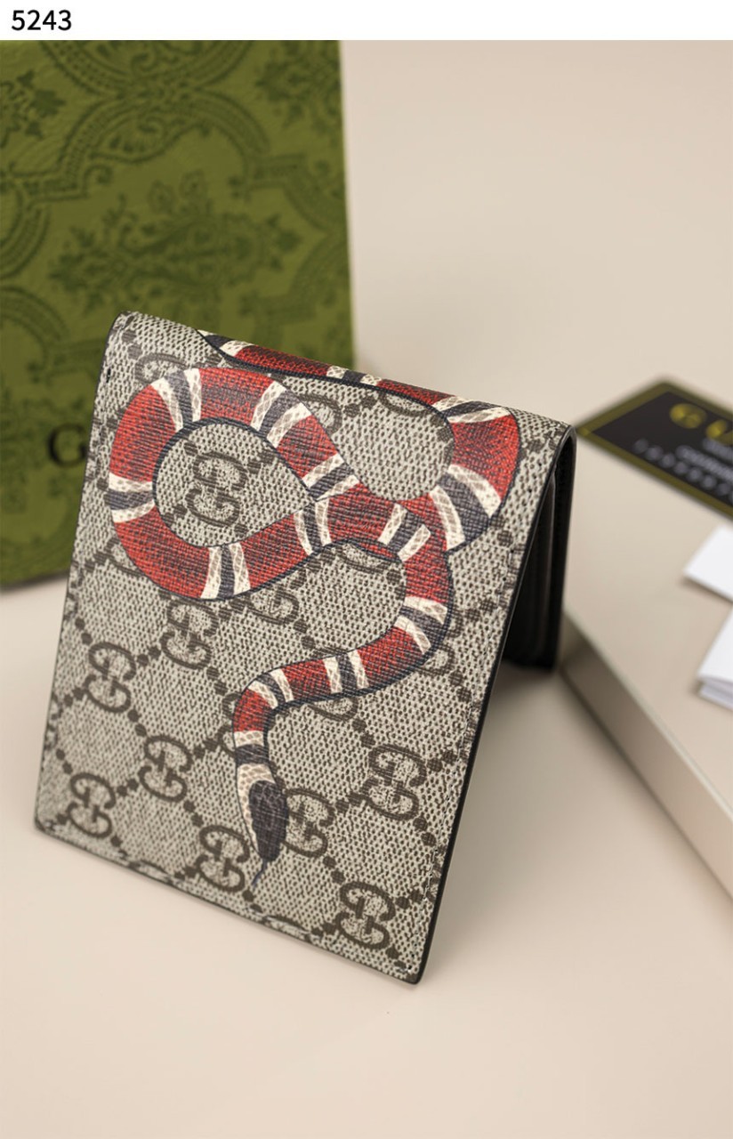 #구찌 [GUCCI] 수입고급 베스트리에 킹스네이크 프린트지갑 신상 입고💢 #태그 #지갑 #5243