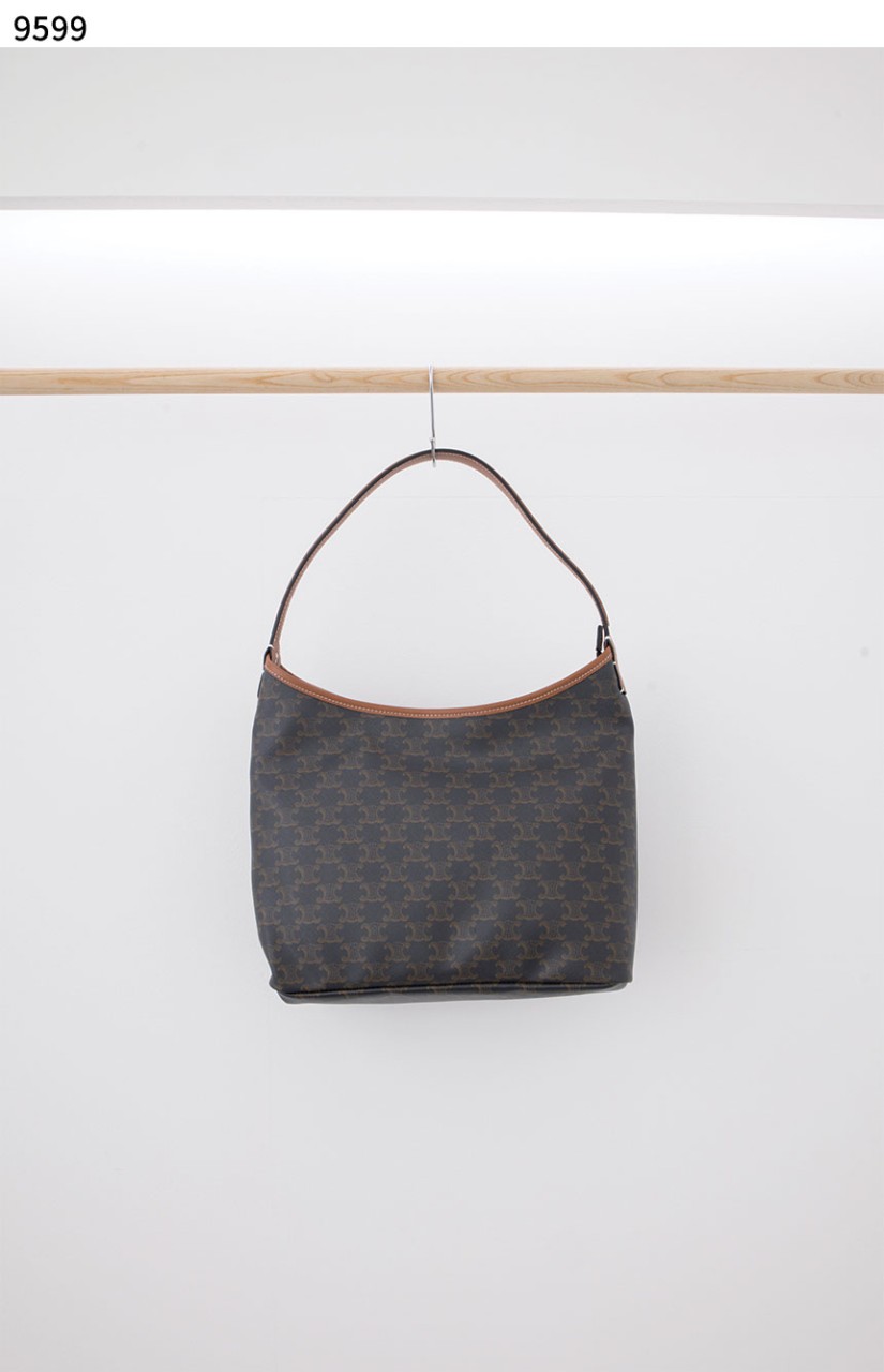 #셀린느 [CELINE] 셀린느 브라운 트리옹프 호보 숄더백 신상입고💢 #가방 #9599