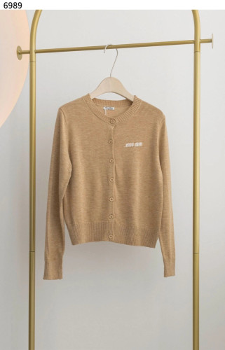 #미우미우 [MIU MIU] 캐시미어 니트 카디건 신상입고💢 #상의 #니트 #6989