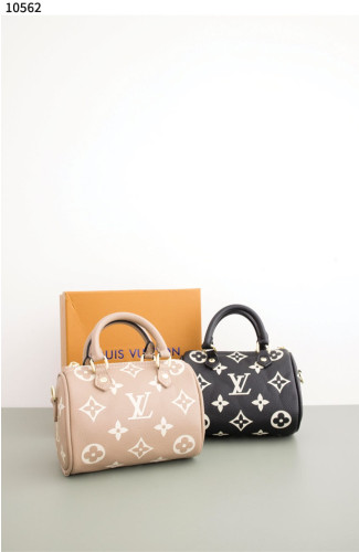 #루이비통 [Louis Vuitton] 스피디 반둘리에 바이 컬러 모노그램 앙프렝뜨 신상입고💢 #가방 #10562