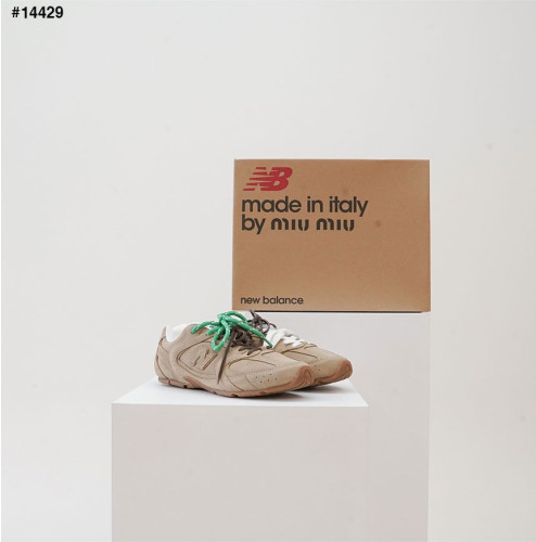 🔆 [MIUMIU] 미우미우 X 뉴발란스 스웨이드 메쉬 스니커즈 🔆