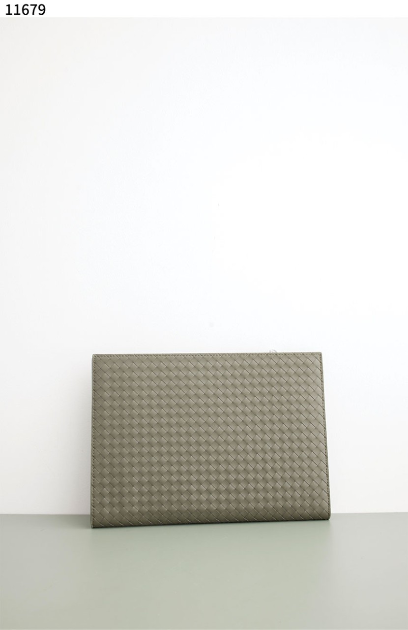 #보테가베네타 [BOTTEGA VENETA] 인트레치아토 도큐 클러치 신상입고💢 #가방 #11679