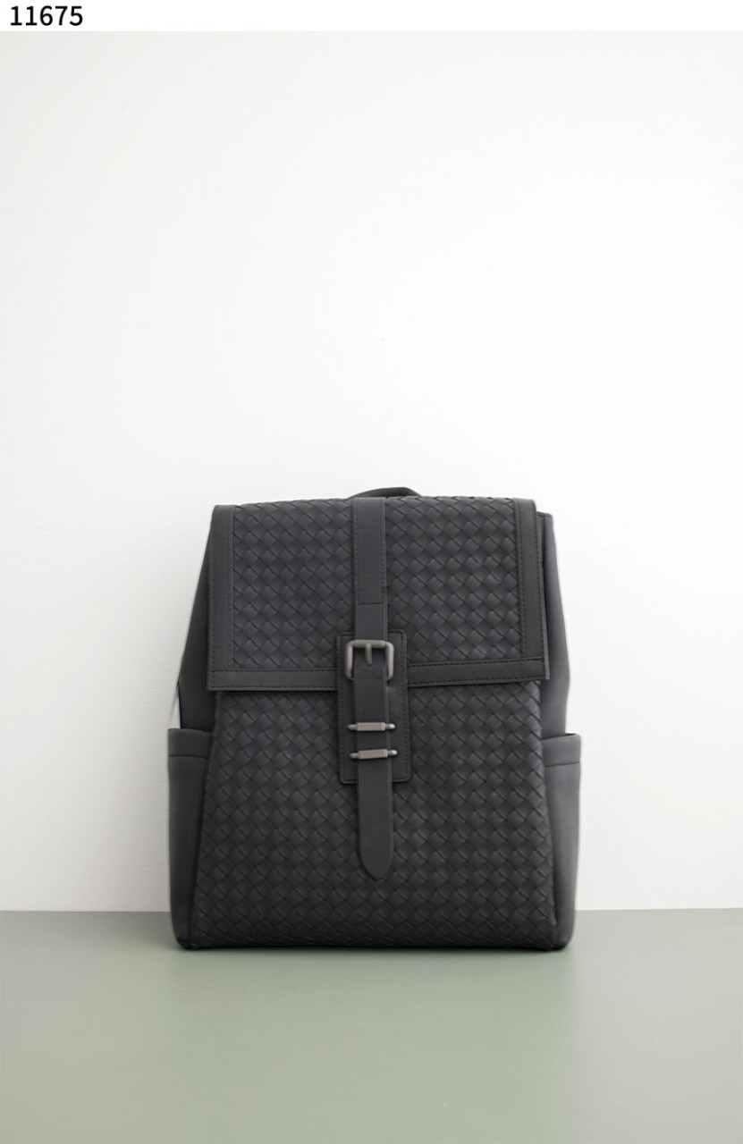 #보테가베네타 [BOTTEGA VENETA] 클립 백팩  신상입고💢 #가방 #11675