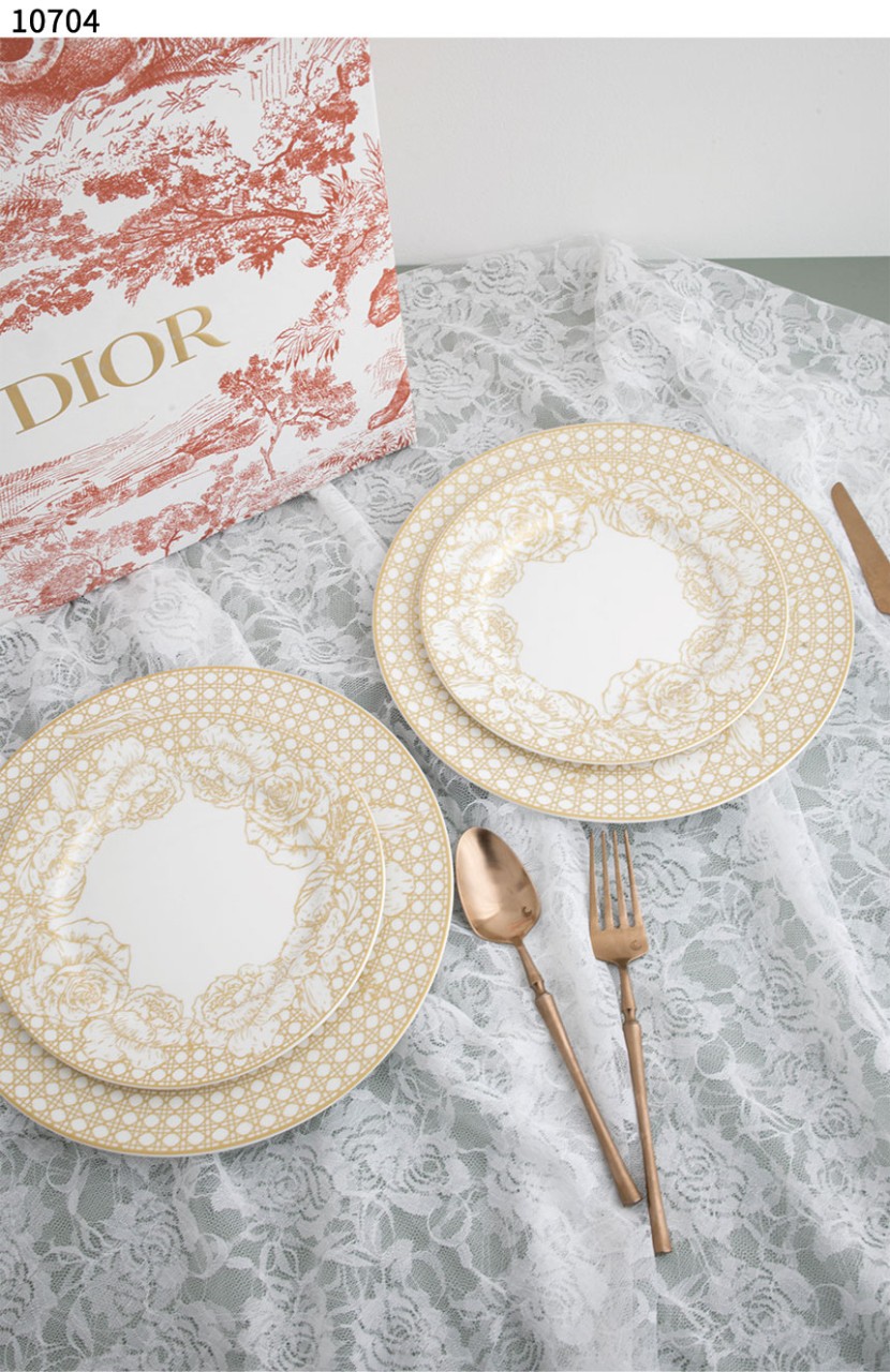 #디올 [Christian Dior] 디올 골드 테이블웨어 세트 신상입고💢 #테이블웨어 #10704