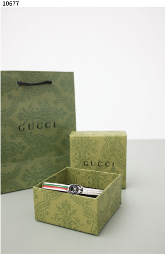 #구찌 [GUCCI] 구찌 컬러 로고 실버 뱅글 팔찌 신상입고💢 #팔찌 #10677