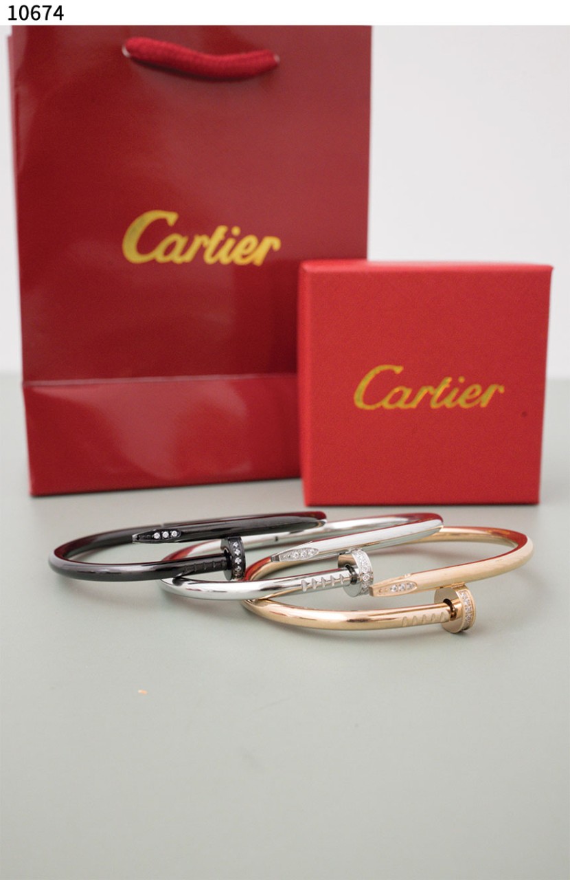 #까르띠에 [CARTIER] 까르띠에 저스트 앵 끌루 브레이슬릿 신상입고💢 #팔찌 #10674