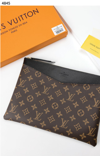 #루이비통 [LOUIS VUITTON] 수입프리미엄급 데일리 파우치 신상 입고💢 #태그 #가방 #4845