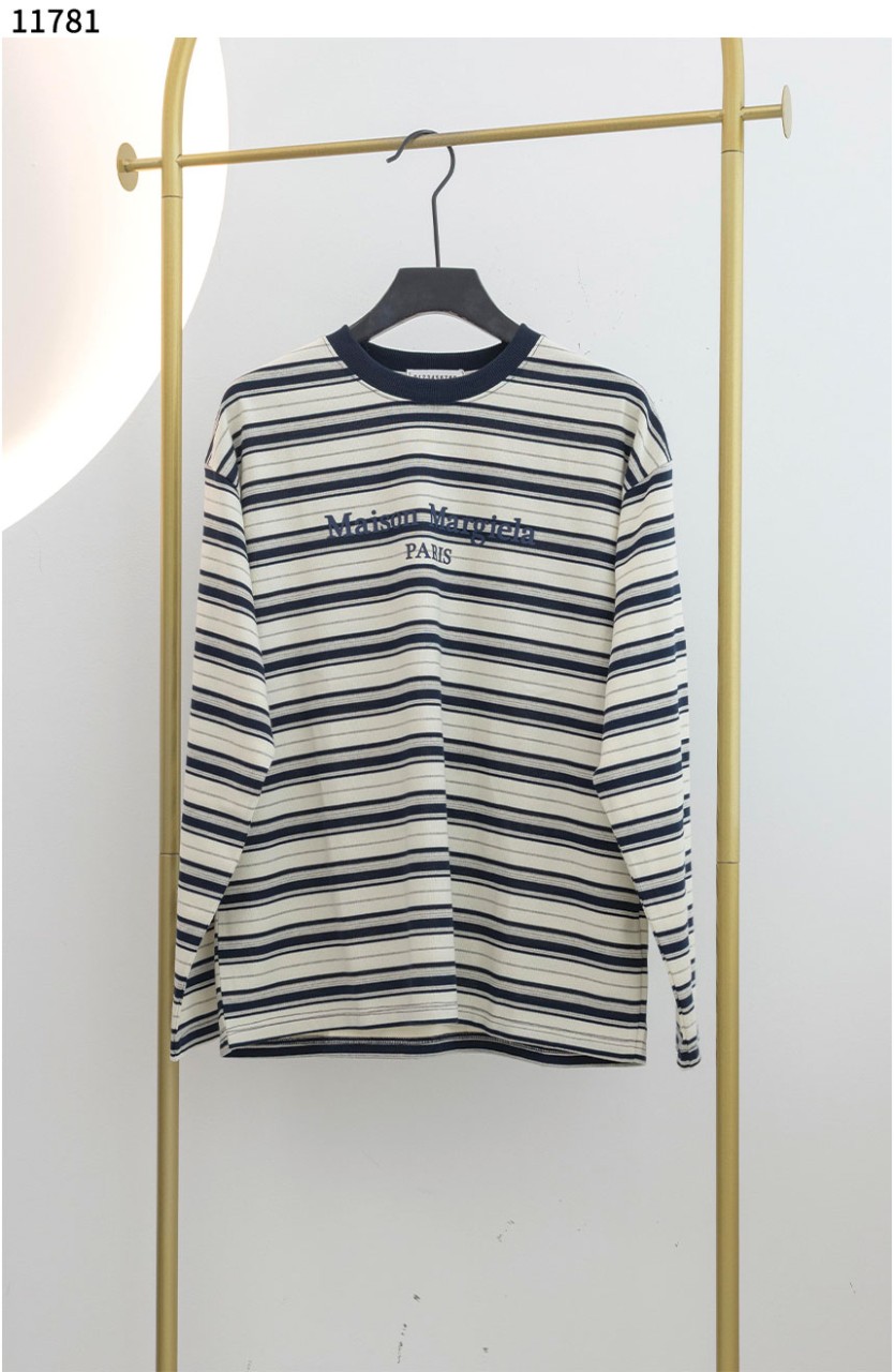 #메종마르지엘라 [Maison Margiela] 스트라이프 오버핏 긴팔티셔츠 신상입고💢 #상의 #티셔츠 #11781