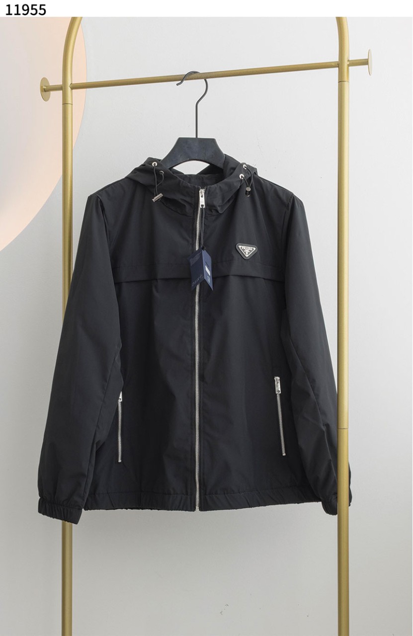 #프라다 [PRADA] 로고 리나일론 자켓 신상입고💢 #상의 #자켓 #11955