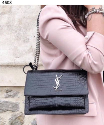 #입생로랑 [YSL] 수입프리미엄급 생로랑 엠보싱 크로커다일 가죽소재 SUNSET 미디움백 신상 입고💢 #태그 #가방 #4603