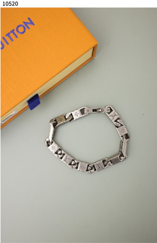 #루이비통 [Louis Vuitton] 모노그램 타이드 업 팔찌 신상입고💢 #팔찌 #10520