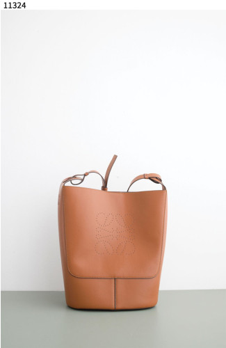 #로웨 [LOEWE] 로에베 Hobo Anagram 호보 아나그램백 신상입고💢 #가방 #11324