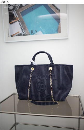 #샤넬 [Chanel] 샤넬 데님 스트라이프 쇼퍼백 신상입고💢 #가방 #8815