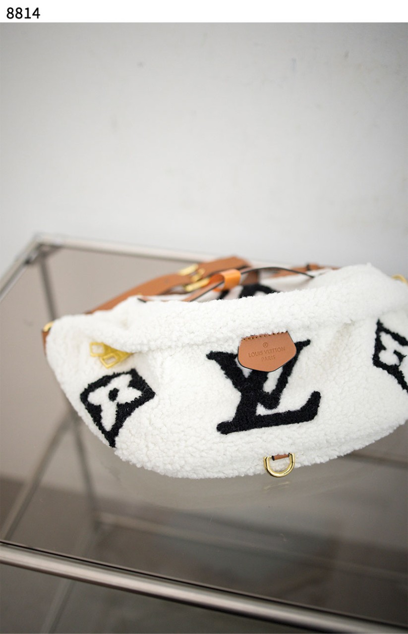 #루이비통 [Louis Vuitton] 루이비통 뽀글이 범백 신상입고💢 #가방 #8814