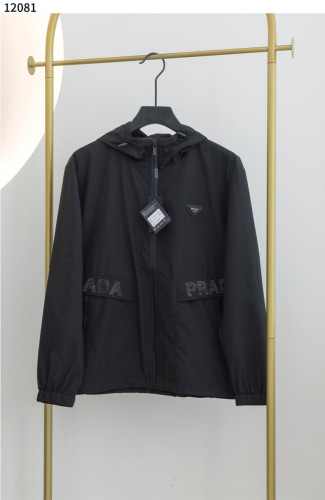 #프라다 [PRADA]  남성 삼각로고 스트링 후드 바람막이 신상입고💢 #상의 #자켓 #12081