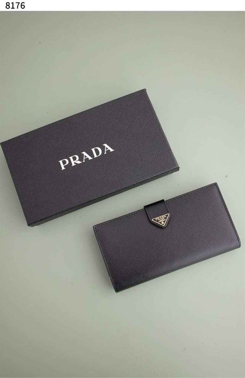#프라다 [PRADA] 프라다 라지 사피아노 가죽 여성 장지갑 신상입고💢 #지갑 #8176