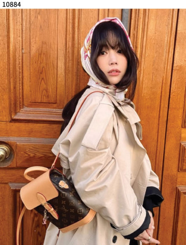 #루이비통 [LOUIS VUITTON] 수입프리미엄급 루이비통 소모 미니 모노그램 백팩 신상 입고💢 #태그 #가방 #10884