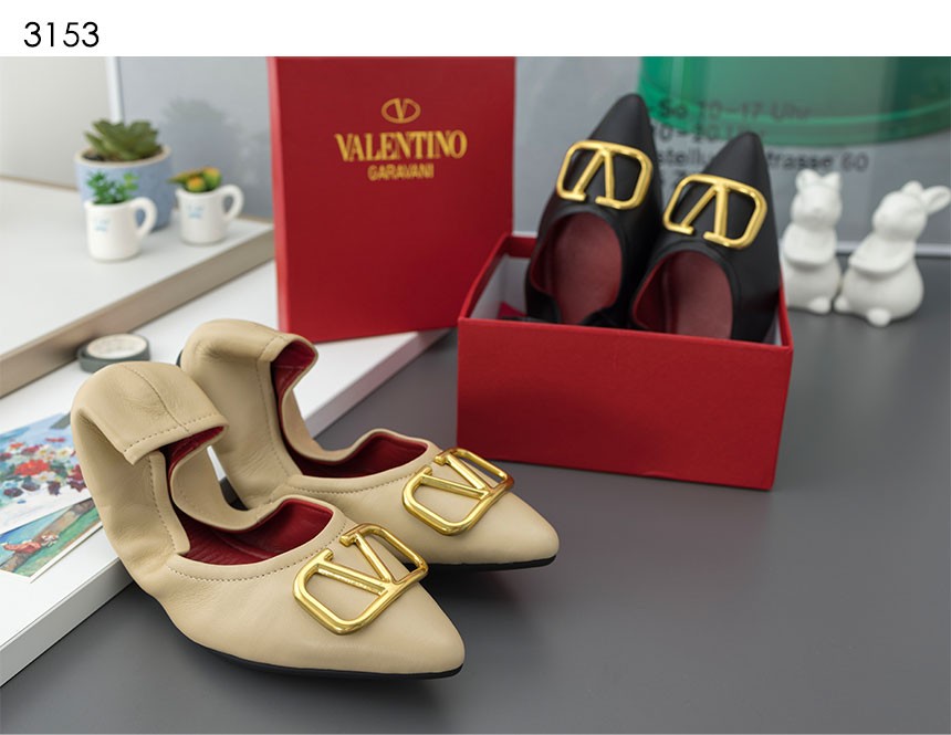 #발렌티노 [VALENTINO]  Valentino Garavani Valentino Garavani ROLE 가죽 발레 플랫 슈즈 단가조정💢 #테크 #신발 #3153