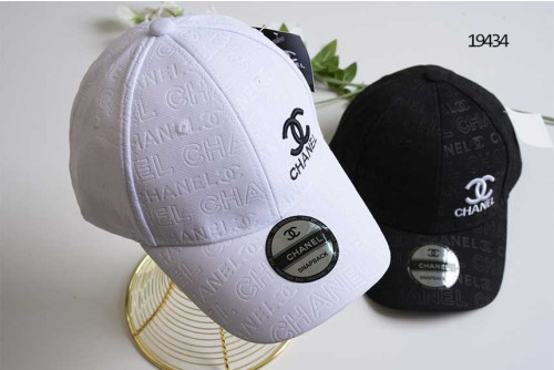 🔆[CHANEL] 샤넬 CC로고 레터링 패턴 볼캡 🔆