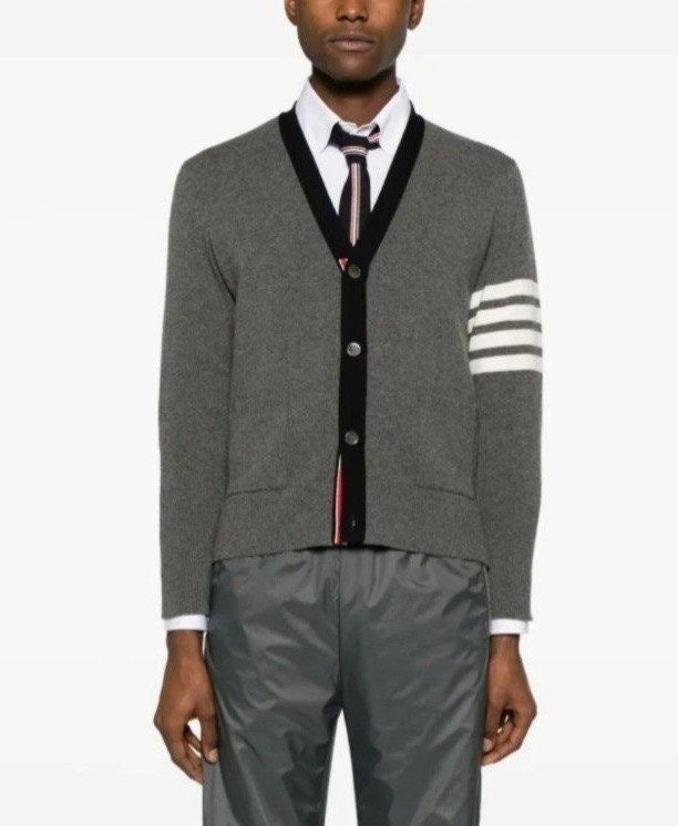 💕 톰* 투인원 하프사선 메리노 브이넥 가디건➡️수입고퀄(남녀공용)