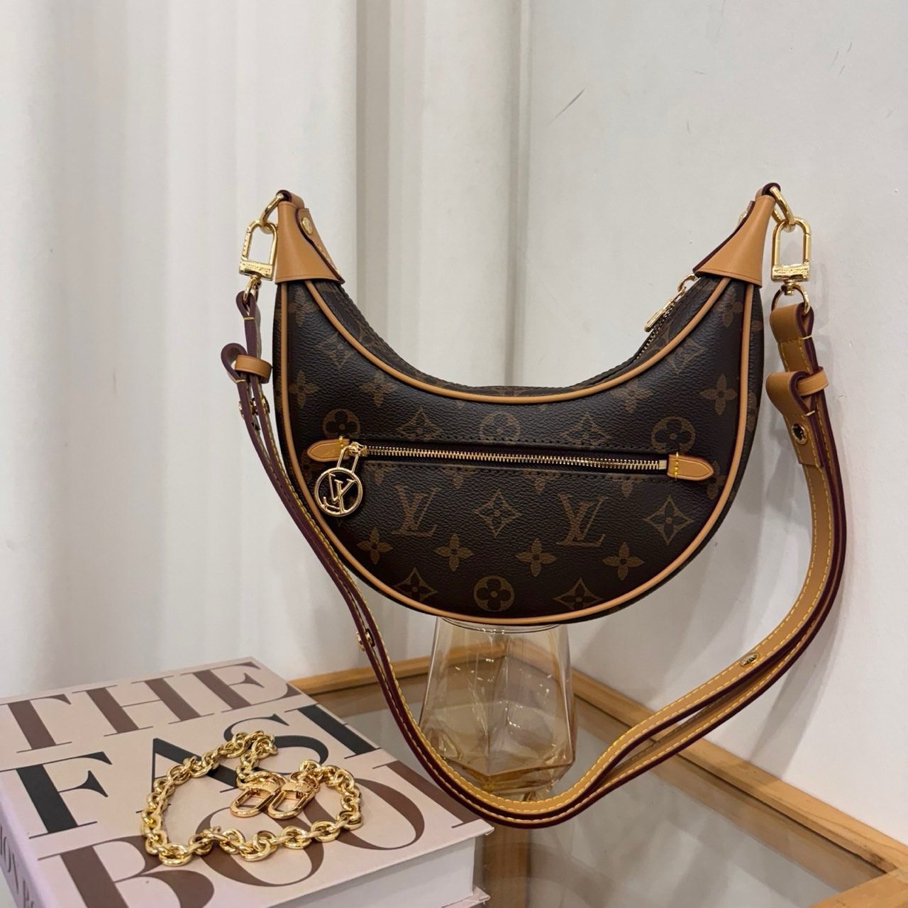 🤴🏻 #루비통 (L.V) 루프 숄더백🤴🏻
