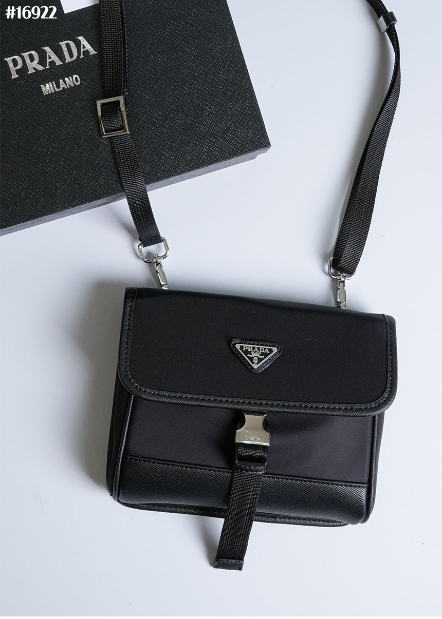 🔆 [PRADA] 프라다 리나일론 앤 사피아노 레더 스마트폰 케이스백 🔆