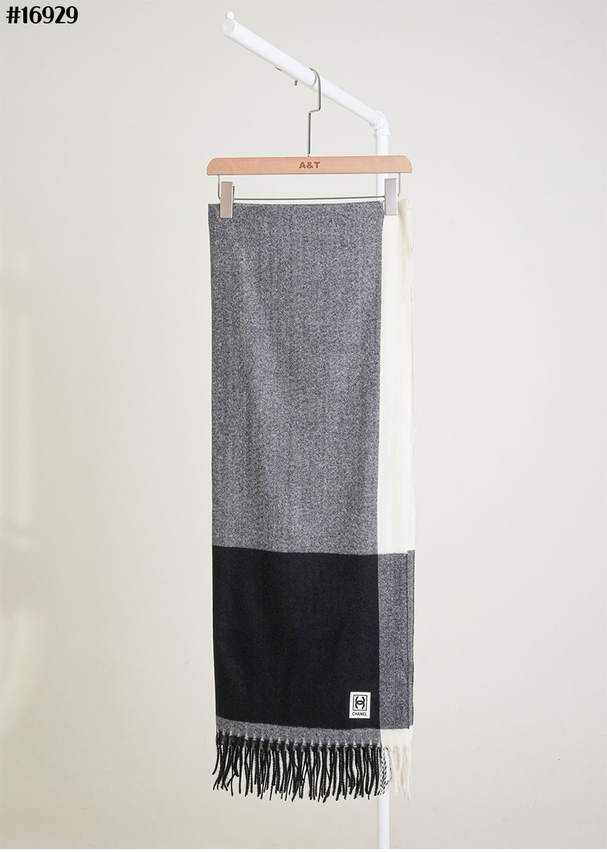 🔆 [CHANEL] 샤넬 스퀘어 로고 패치 컬러 블록 울 프린지 머플러 🔆