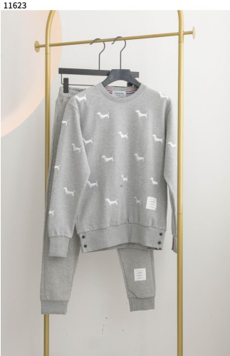 #톰브라운 [Thom Browne] 헥터 긴팔 맨투맨 트레이닝 셋 신상입고💢 #세트 #11623