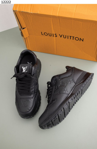 #루이비통 [Louis Vuitton] 블랙 카프스킨 모노그램 스니커즈 신상입고💢 #신발 #12222