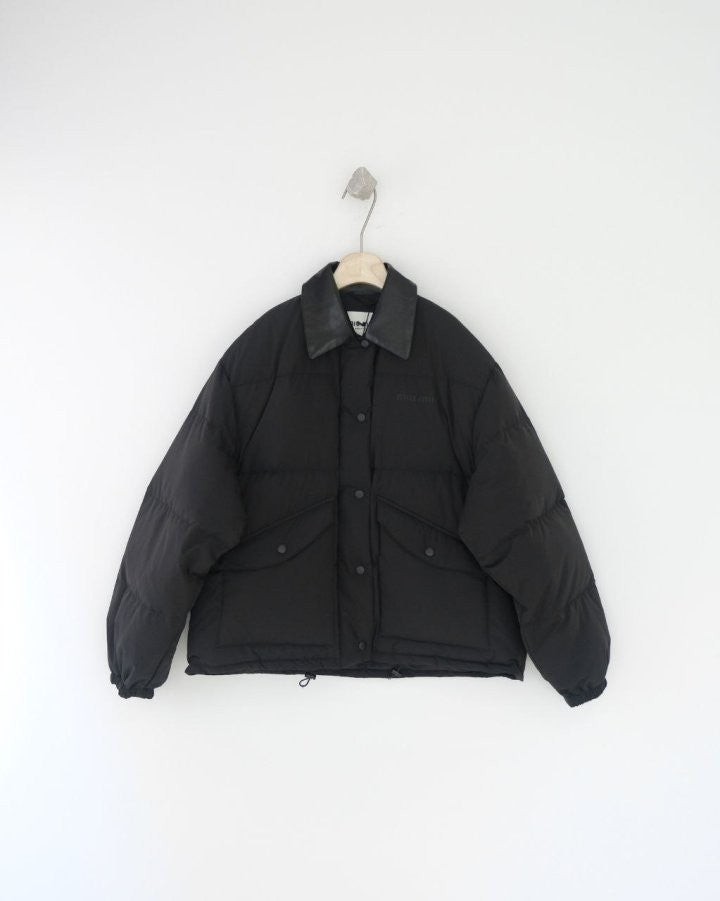 💕 미*** 25 컬렉션 레더 카라 다운 패딩 - 수입