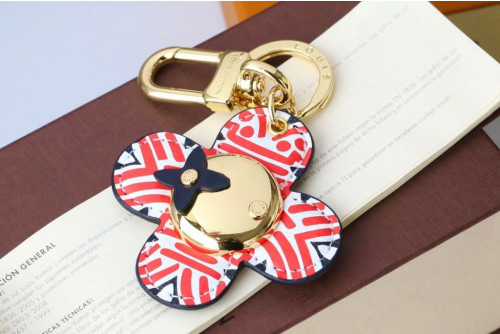 루이비통 크래피티 키링