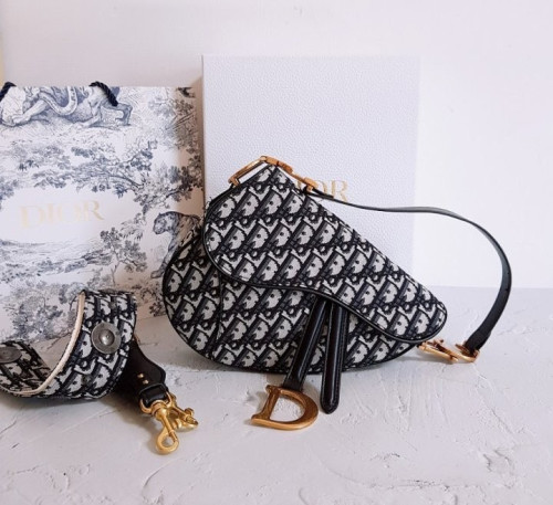 💕 디* 고급 오블리크 클래식 다크 네이비 미듐 새들백