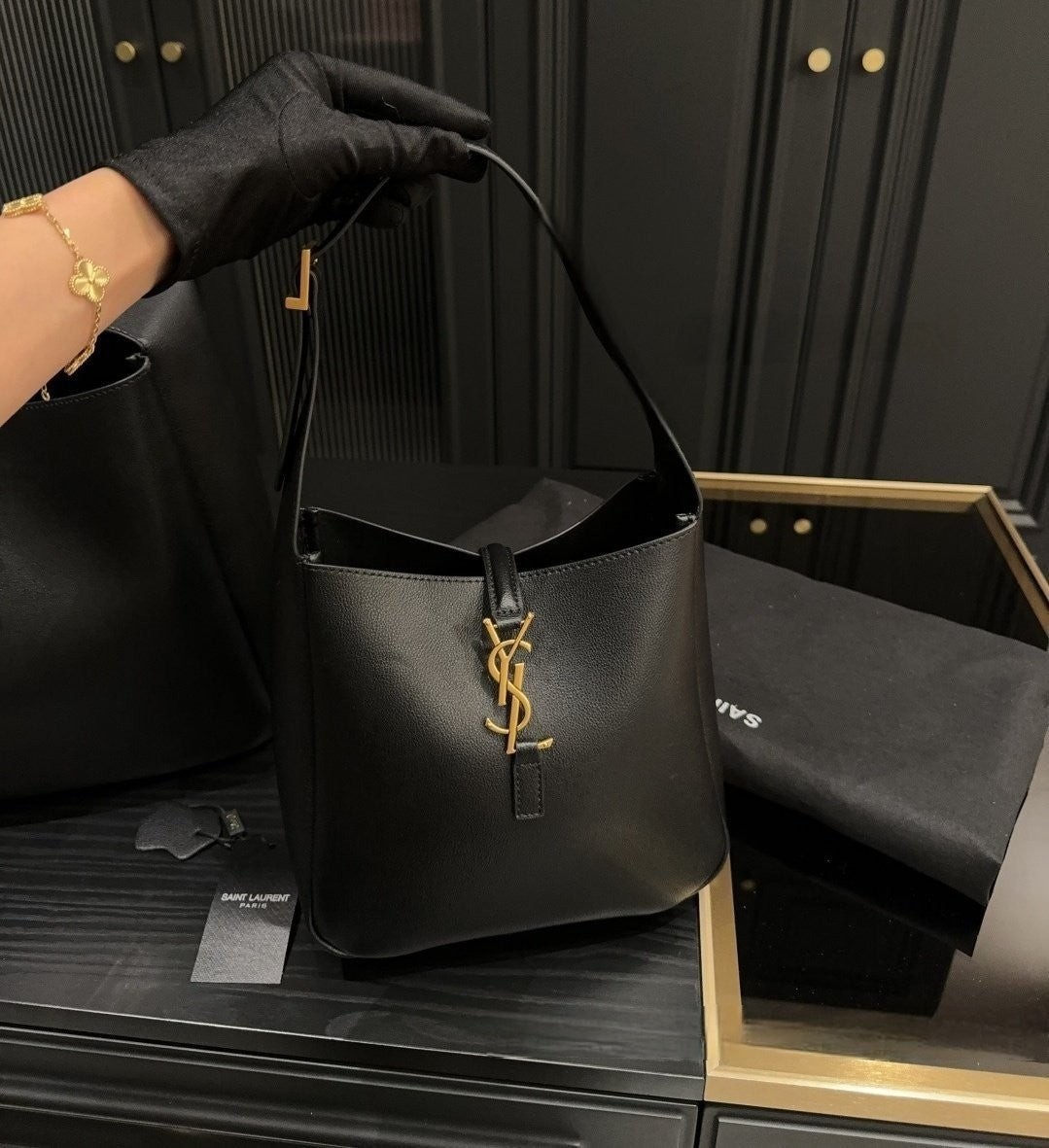 💕 생** LE5A7 숄더백