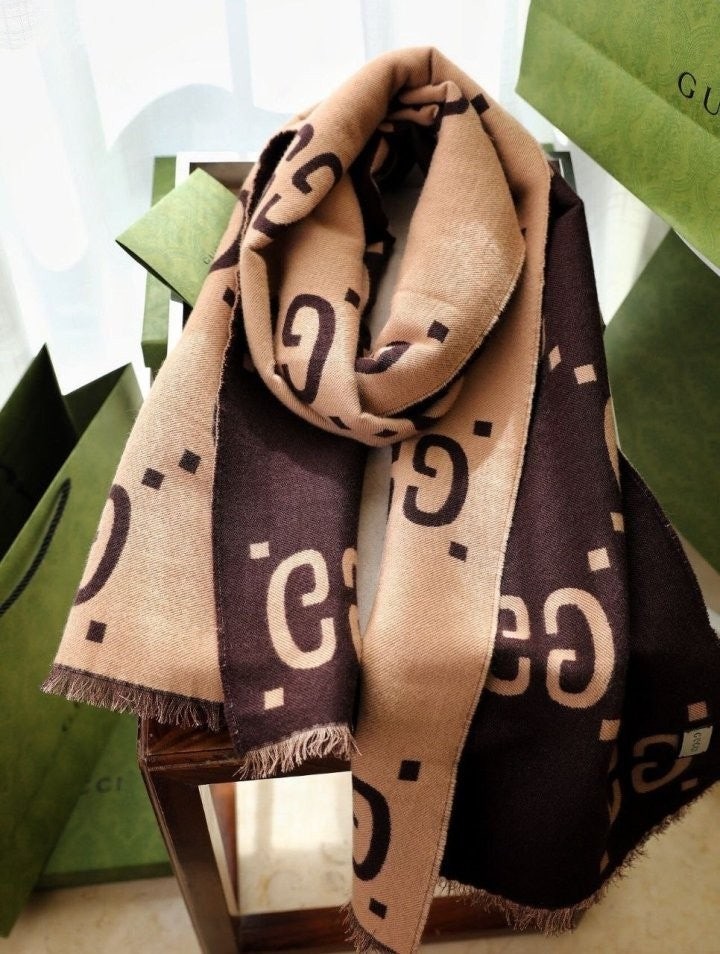 구찌 머플러(수입)