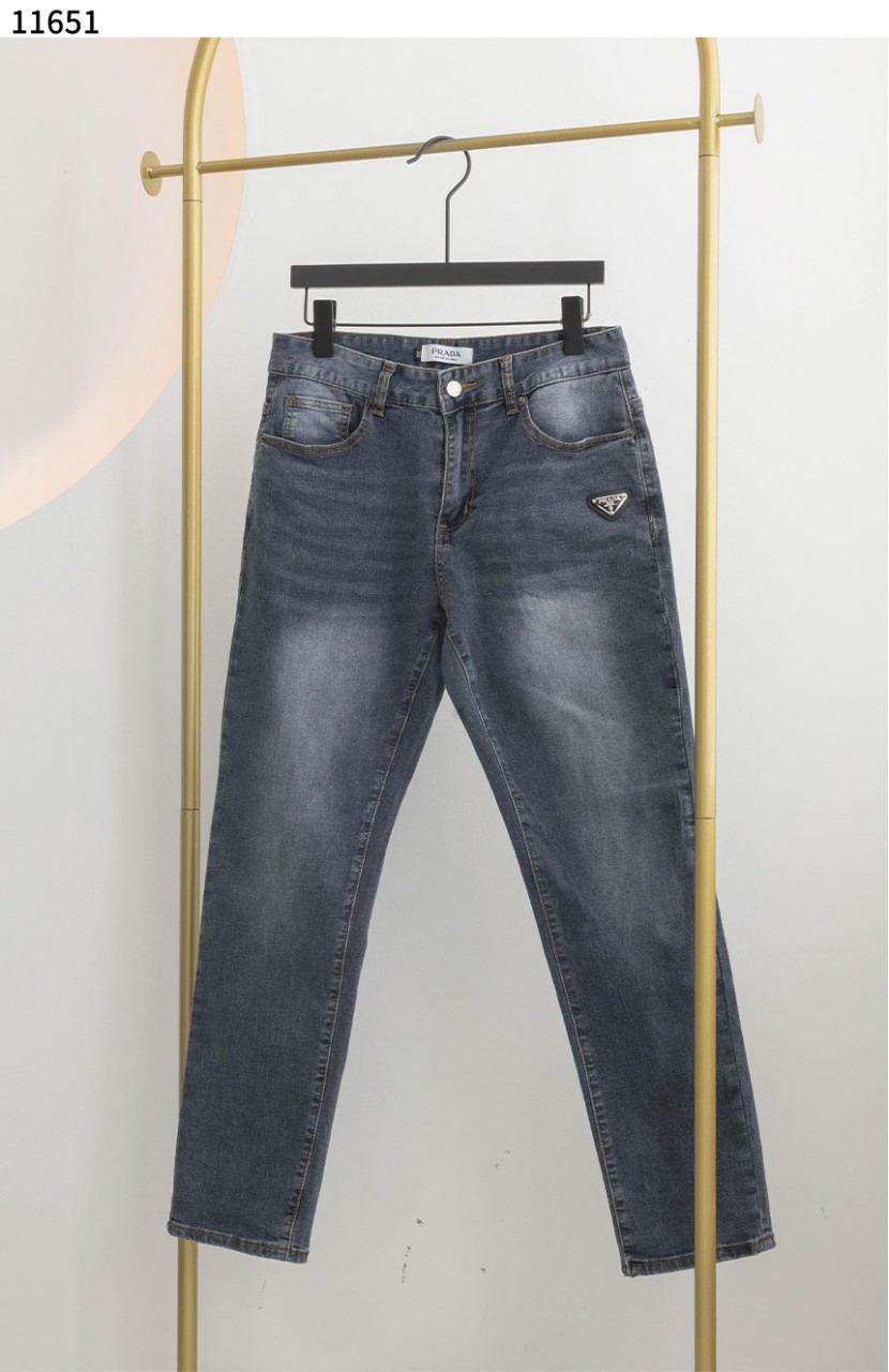 #프라다 [PRADA] 삼각로고 워싱 데님 신상입고💢 #하의 #팬츠 #11651