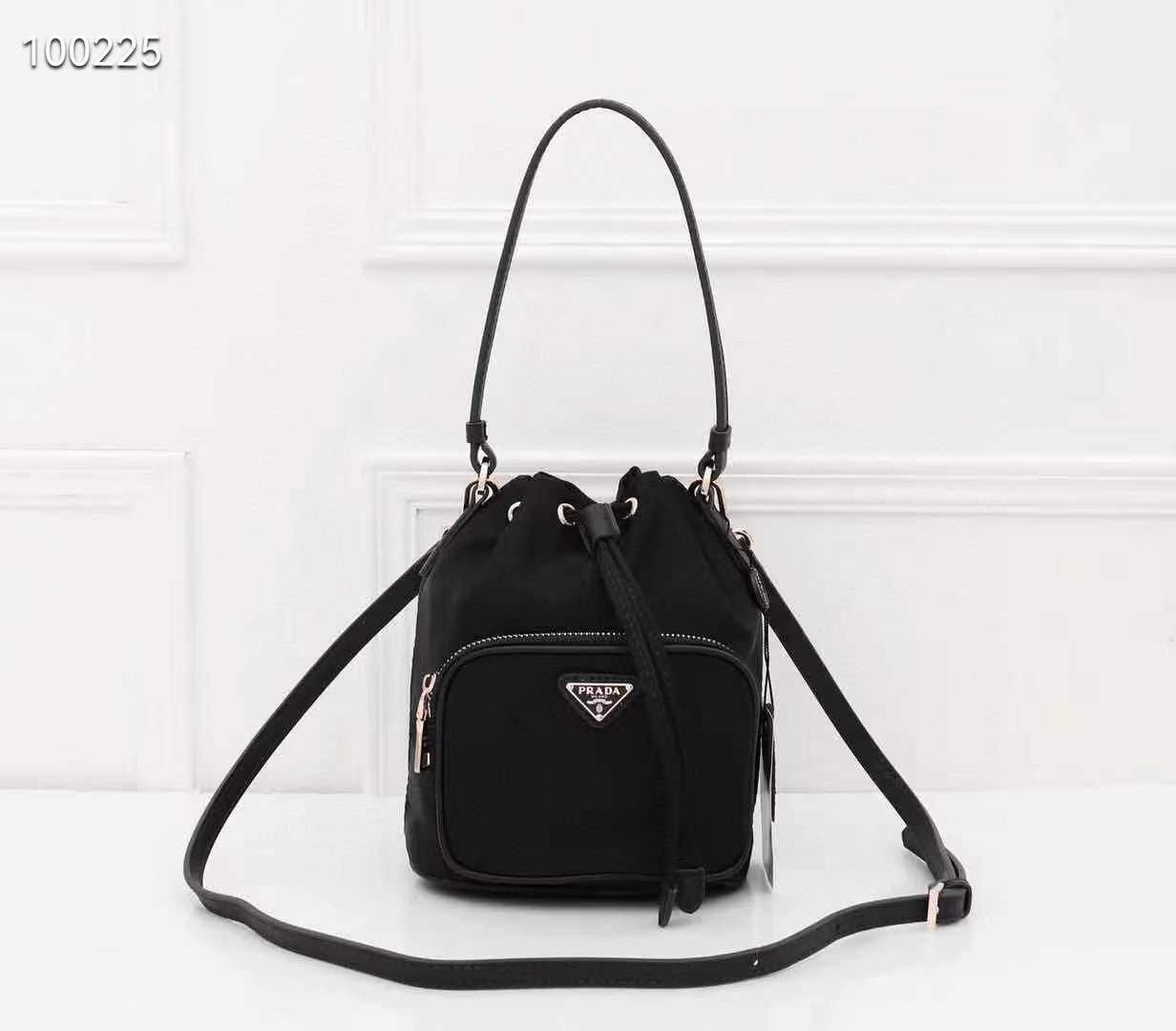 💕 프** 포코노 버킷